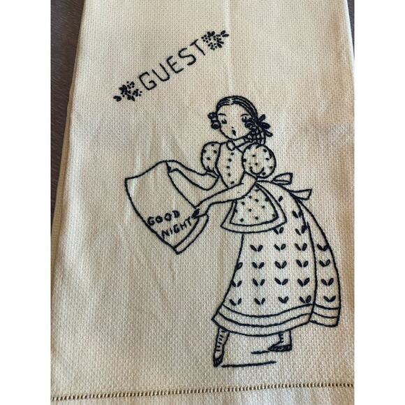Vintage Embroidered "Guest" Hand Towel - Picture 5 of 5